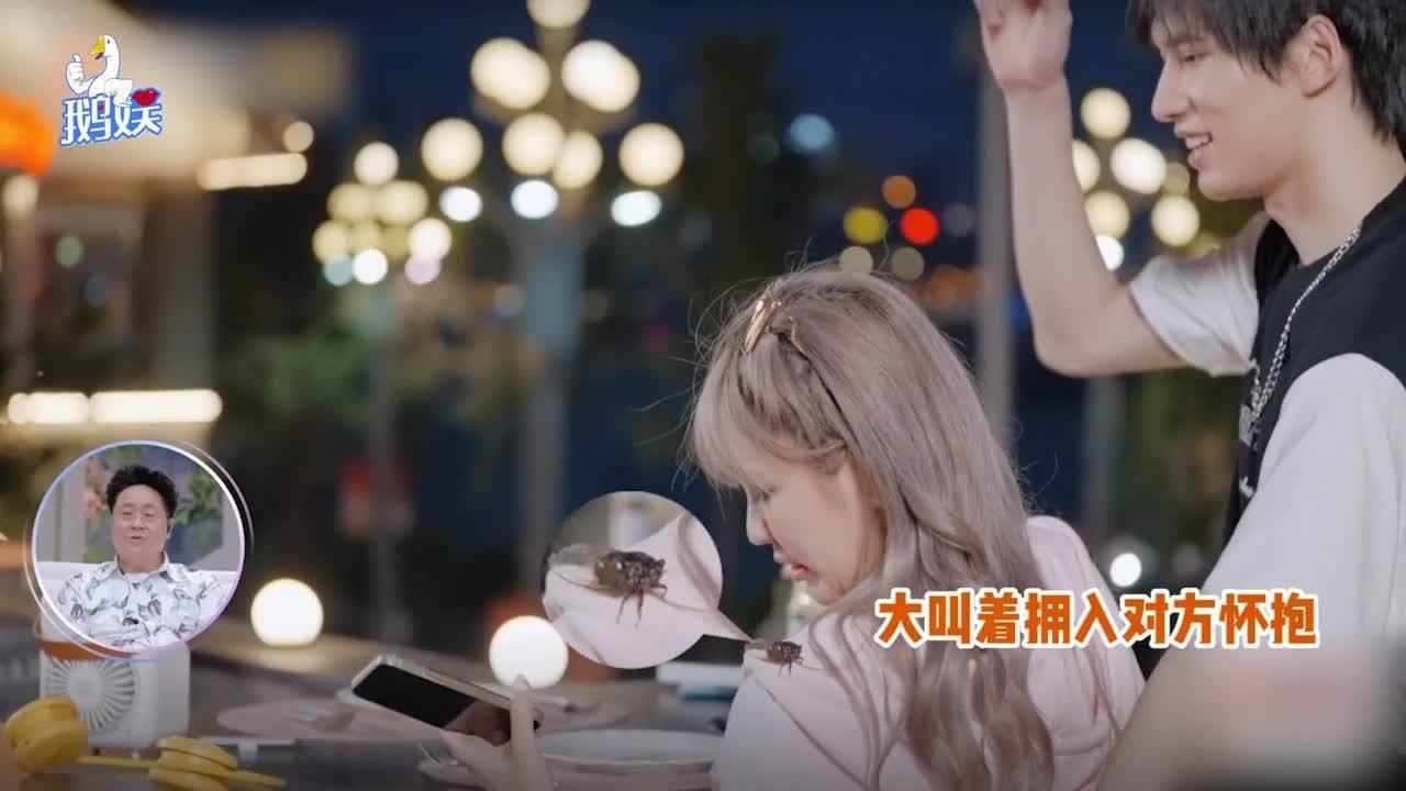 男生想要锻炼腹肌，做平板支撑和卷腹哪个更有效？游戏画面
